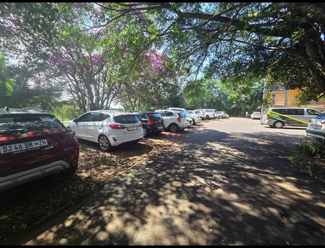 1,600M² BUILDING FOR SALE IN GILLITTS
